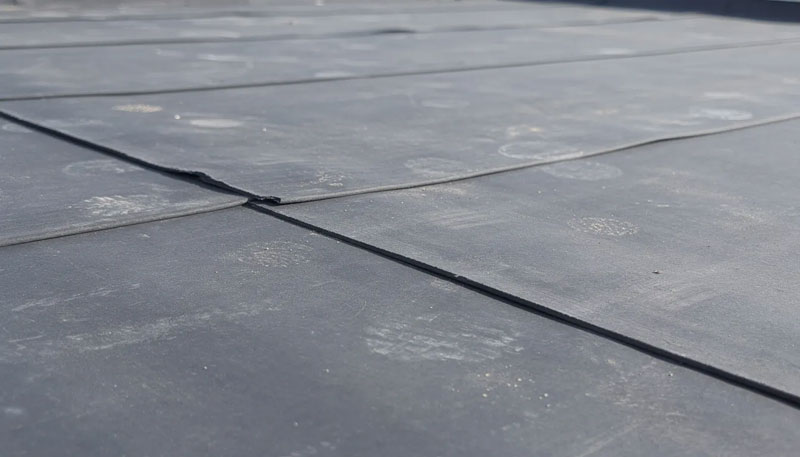 rubber-roofing-installation